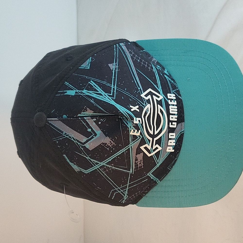 Hat - Picture 8 of 8
